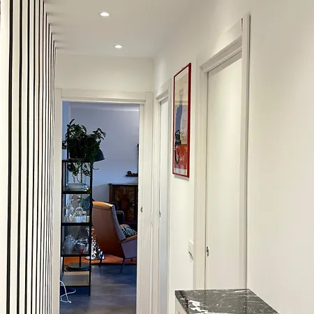 Ringhiera C7 Nuovo Con Balcone In דירה אומניה