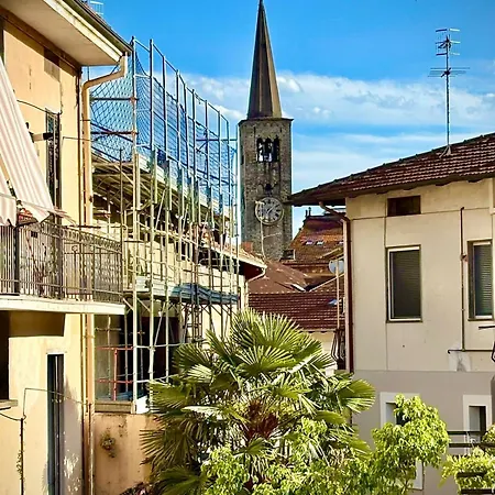 דירה Ringhiera C7 Nuovo Con Balcone In אומניה